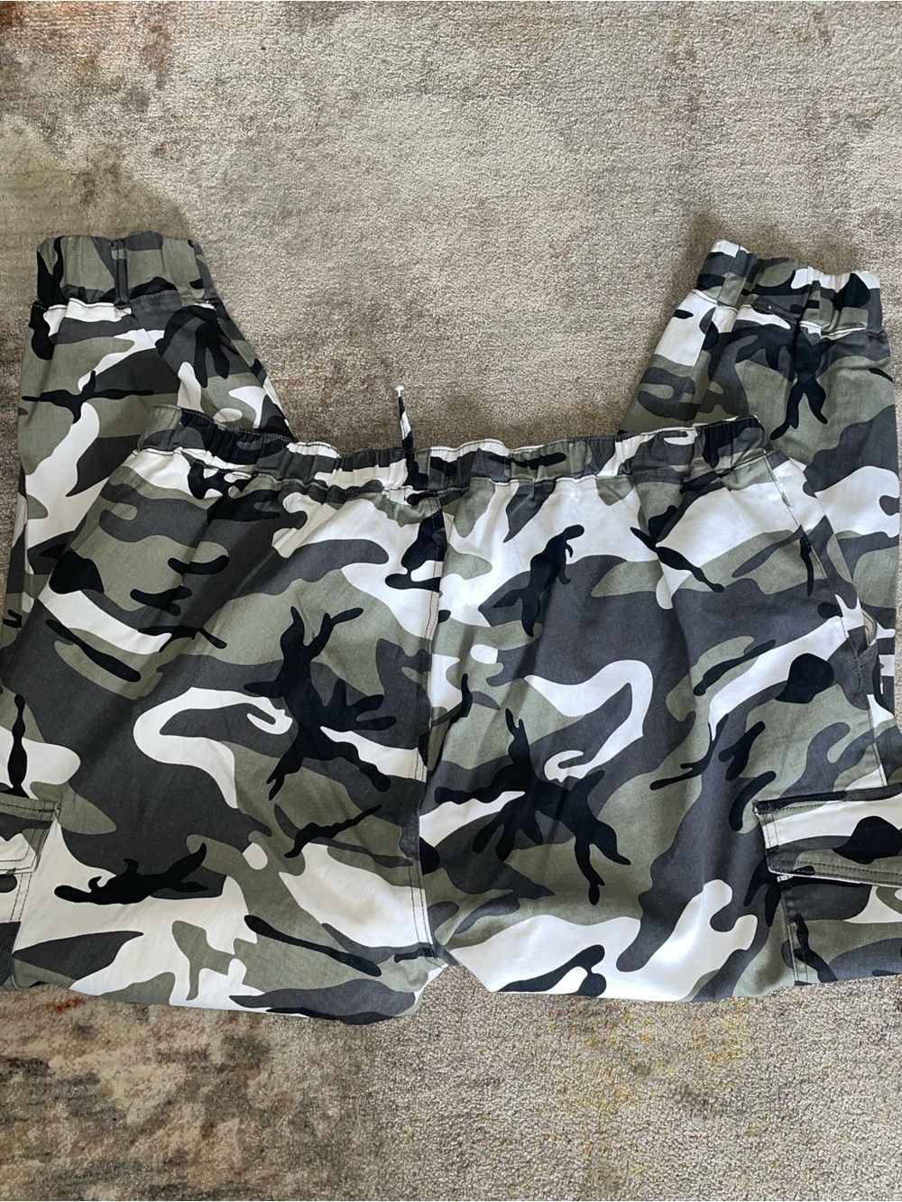 Almost Famous Women Camo Joggers - Gray & Green 3x plus Size 3x - Picture 6 of 9